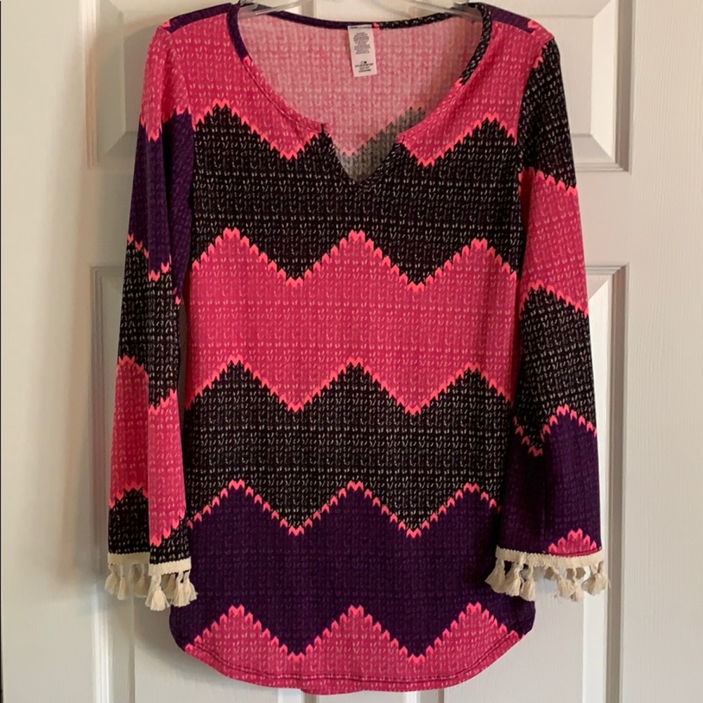 NWT Beautiful Top Size Large